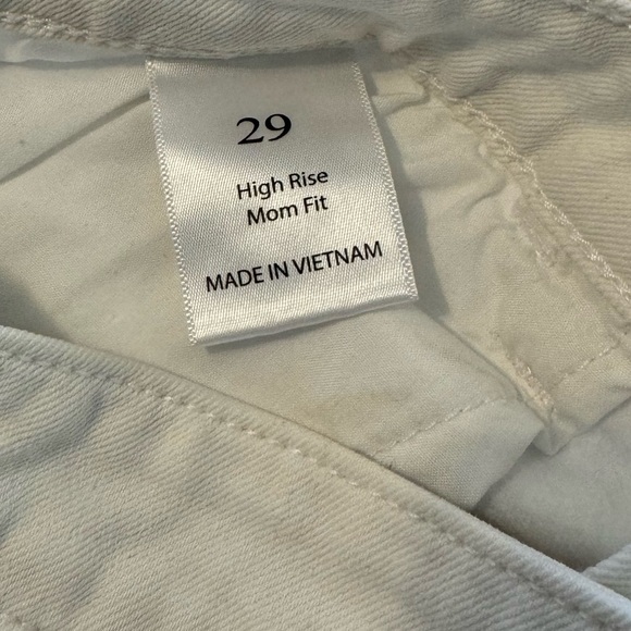Women’s Willow Root (Buckle) High Rise white mom fit jeans - Picture 5 of 5